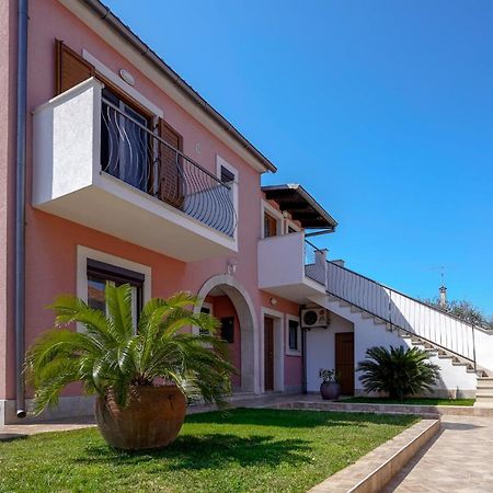 Apartments Palm View Rovinj Exterior photo