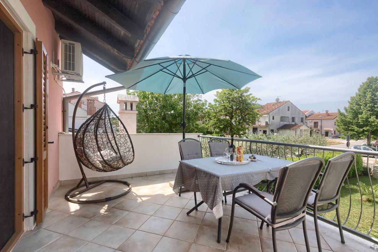 Apartments Palm View Rovinj Exterior photo