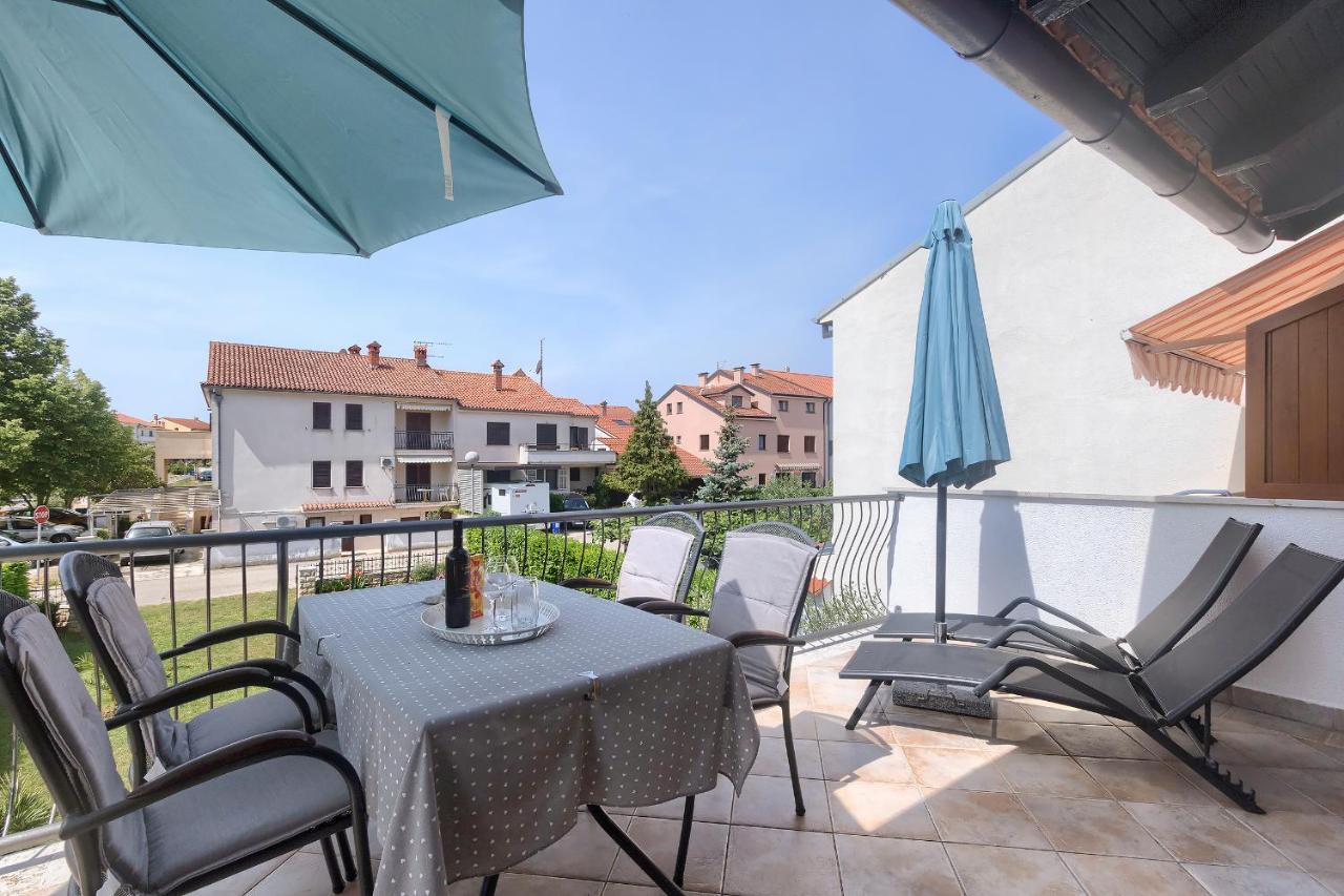 Apartments Palm View Rovinj Exterior photo