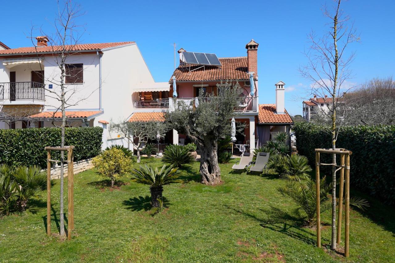 Apartments Palm View Rovinj Exterior photo