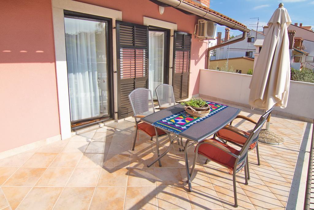 Apartments Palm View Rovinj Exterior photo