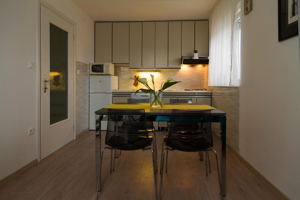Apartments Palm View Rovinj Exterior photo
