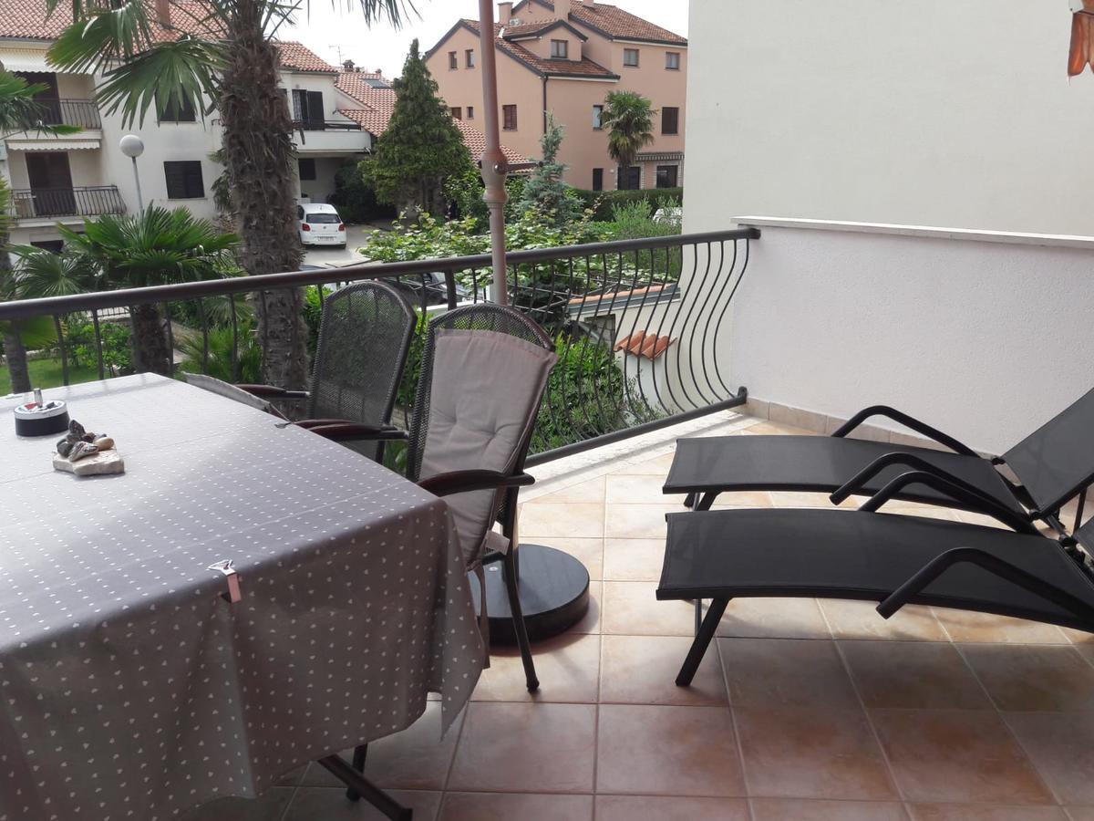 Apartments Palm View Rovinj Exterior photo