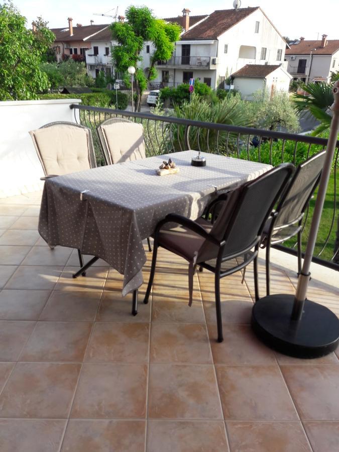Apartments Palm View Rovinj Exterior photo